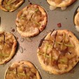 Easy Dessert Idea: Apple Cinnamon Roll Cups Easy Dessert Idea: Apple Cinnamon Roll Cups