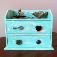 DIY Basics: Weathered Wooden Jewelry Box