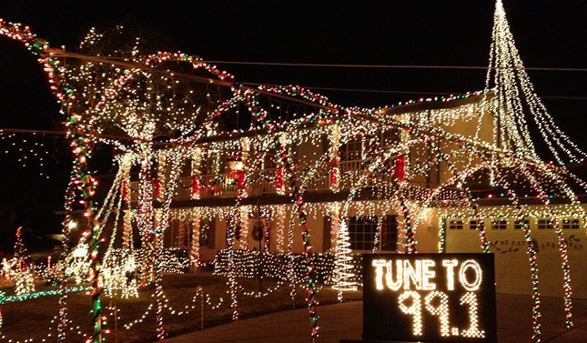 XmasLights-13SantaClarita