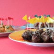 3 Easy and Delicious Ways to Make Meatballs 3 Easy and Delicious Ways to Make Meatballs