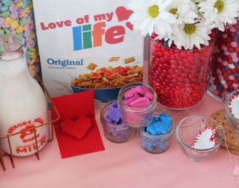 How to Set the Sweetest Valentine’s Breakfast Table Around