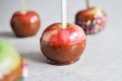 How To Make Caramel Apples