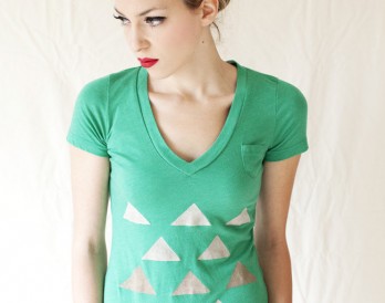DIY Tee Design With Decoart Fabric Paints