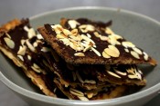 Chocolate Caramel Crack(ers)