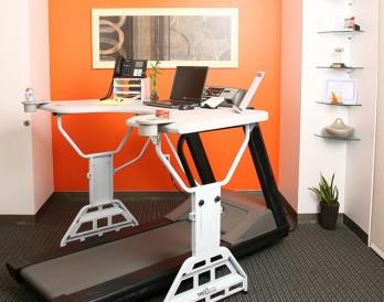 5 Ways to Work Out While You Work