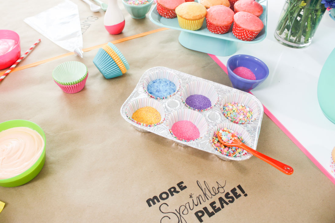 4 Cupcake Decorating Techniques Everyone Should Know [VIDEO] Brit + Co